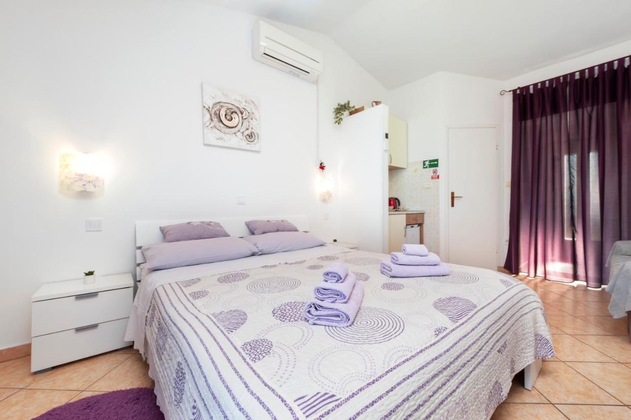 רוביני Apartments & Room Anita מראה חיצוני תמונה