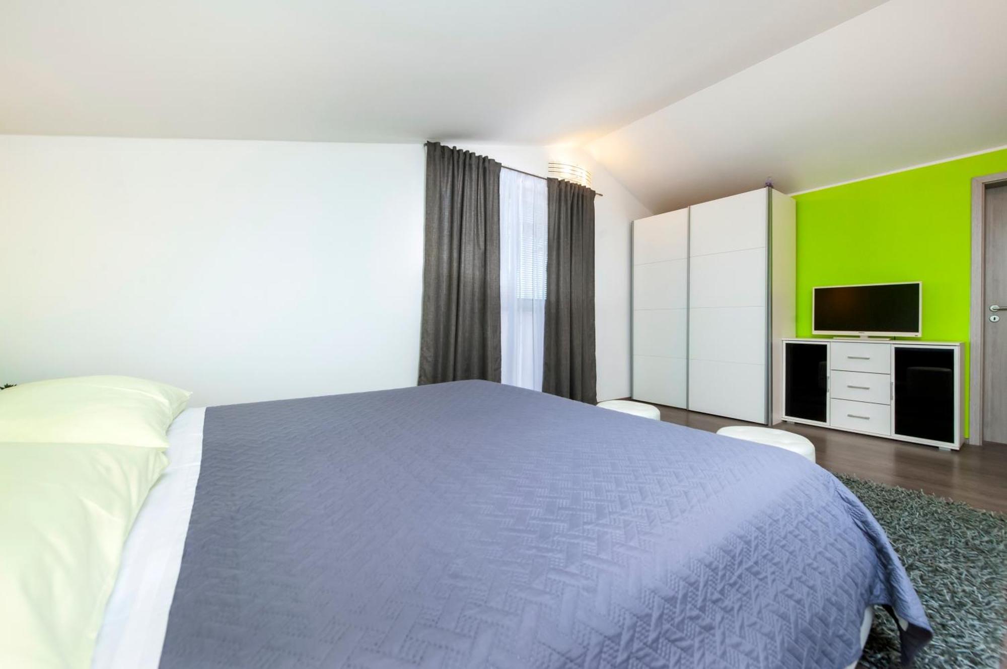 רוביני Apartments & Room Anita מראה חיצוני תמונה